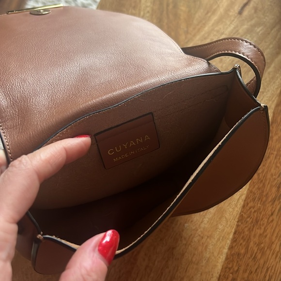 Cuyana Mini Leather Saddle Bag - Picture 3 of 5